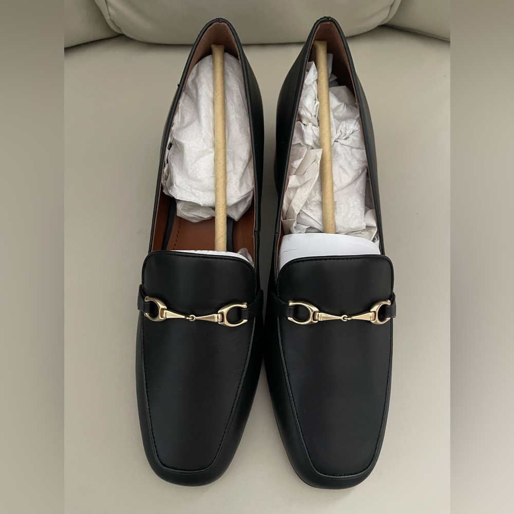 COACH Women’s Nea Leather Pump